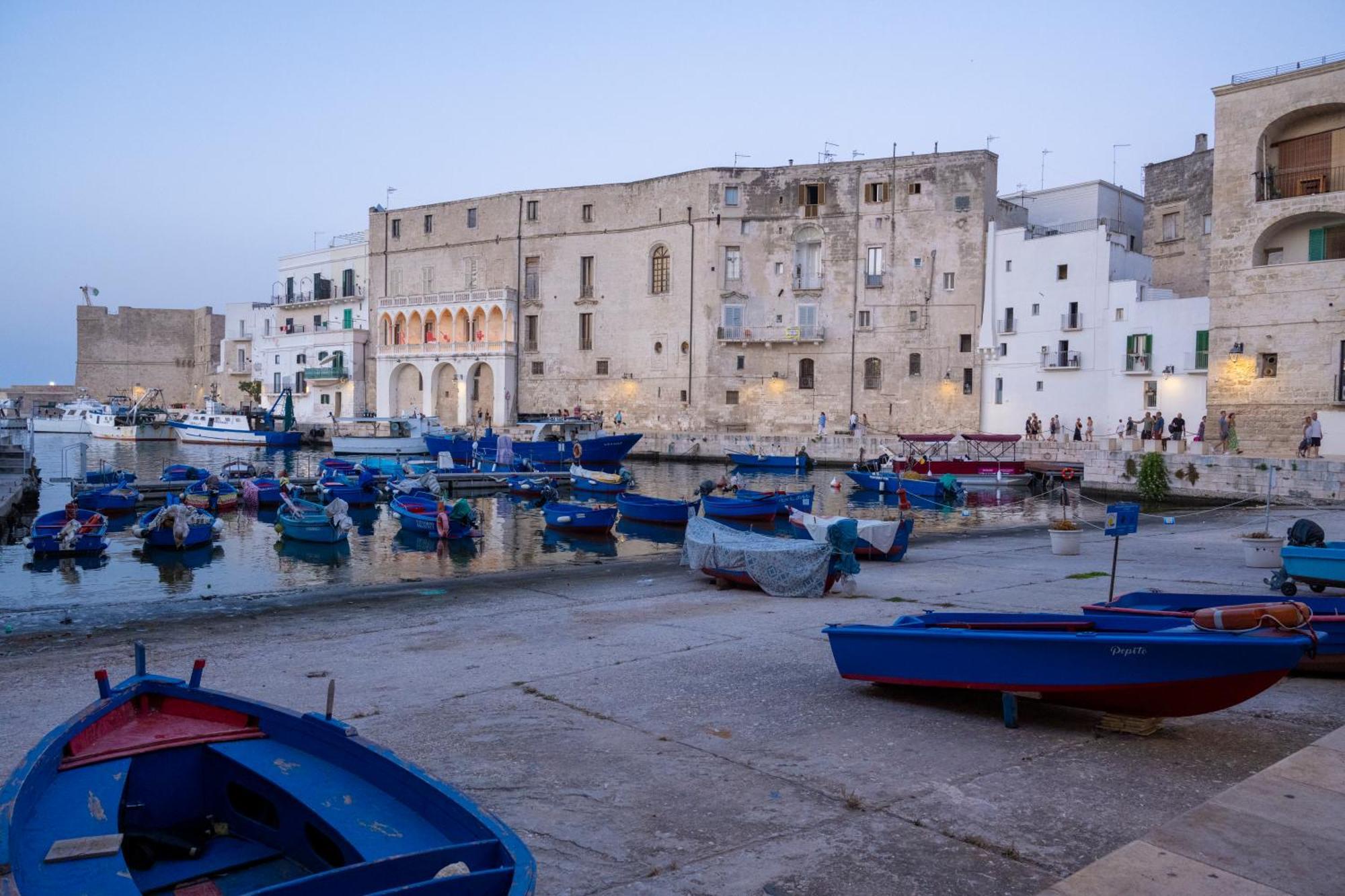 Iris Apartments Monopoli Exterior foto